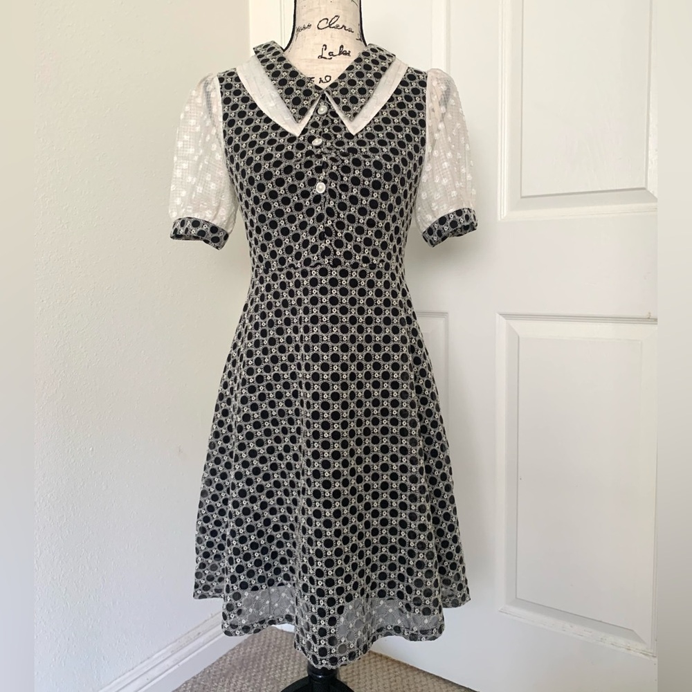 Vintage Black White Lace Tweed Dots A-Line Dress With Peter Pan Collar (*)